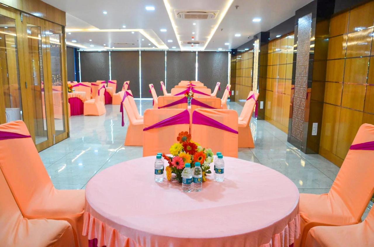 Fabhotel Roselle Inn Lucknow Eksteriør billede