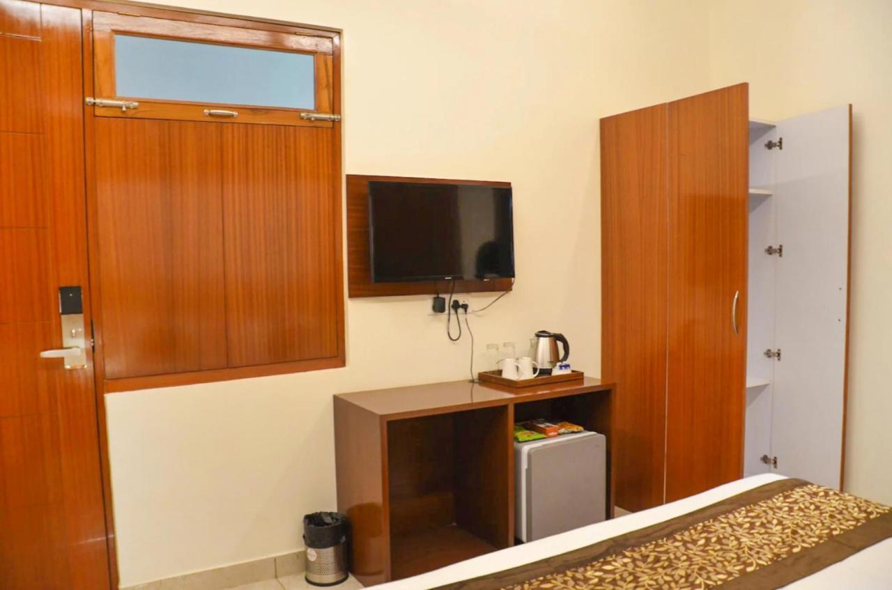 Fabhotel Roselle Inn Lucknow Eksteriør billede