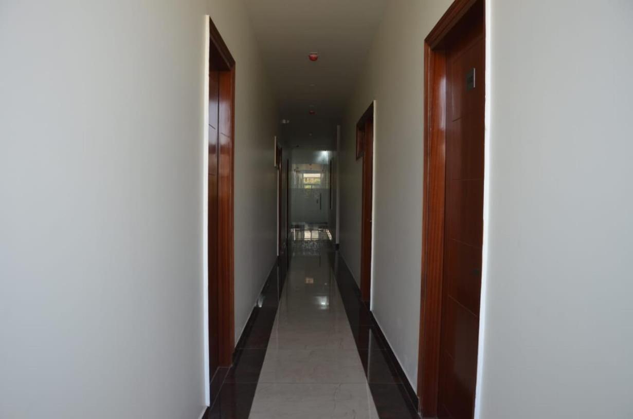 Fabhotel Roselle Inn Lucknow Eksteriør billede